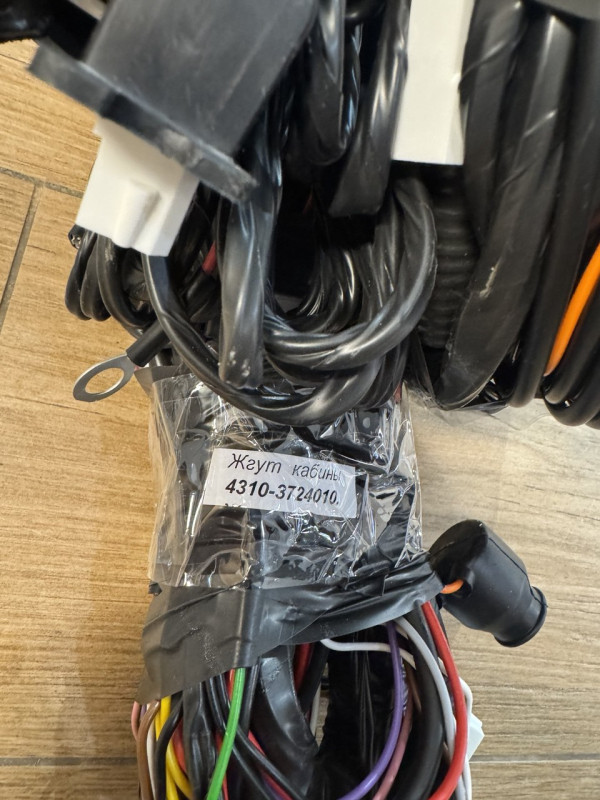 Комплект проводки для автомобиля КАМАЗ-4310  4310-3724000