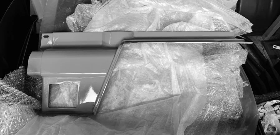 Накладка бампера КАМАЗ рестайлинг 2 левая верхняя часть ( пластик ) не окрашенная