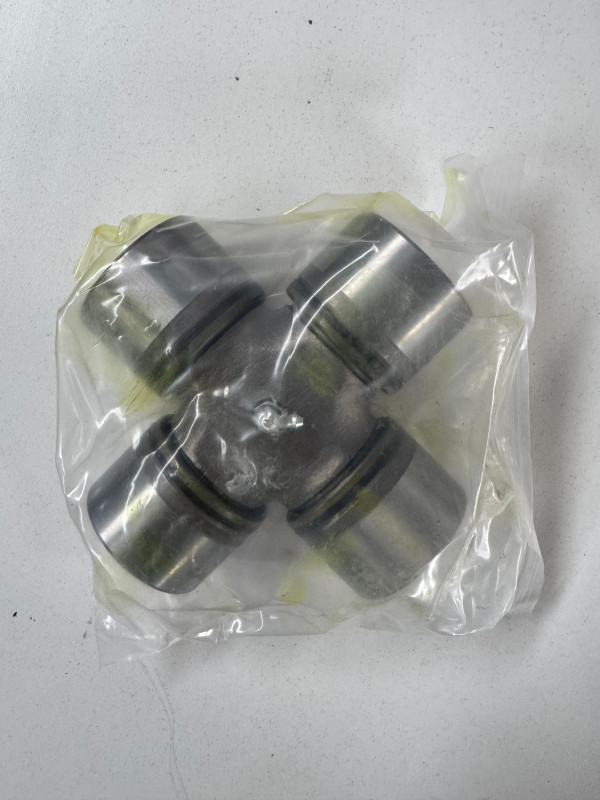 Крестовина 57*144 вала карданного HOWO,SHAANXI доп.арт. 19036311080/ STR 991.1431.0082