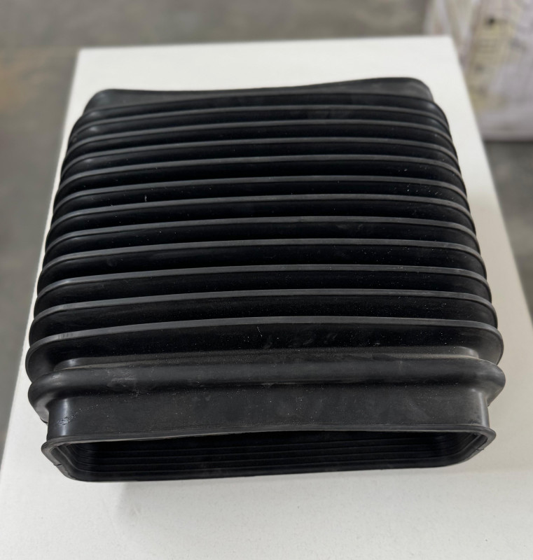 Гофра воздухозаборника (гармошка) SITRAK HOWO WG9725190088