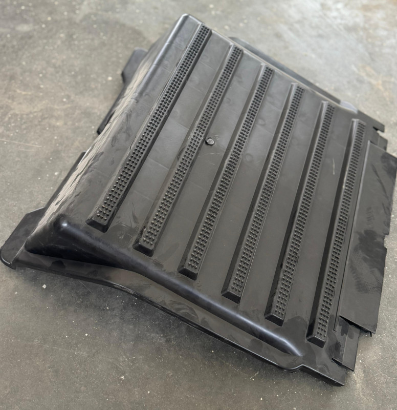 Крышка аккумулятора FAW 3513801-76А