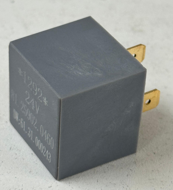 Реле SHAANXI электростеклоподъемников 81259020460