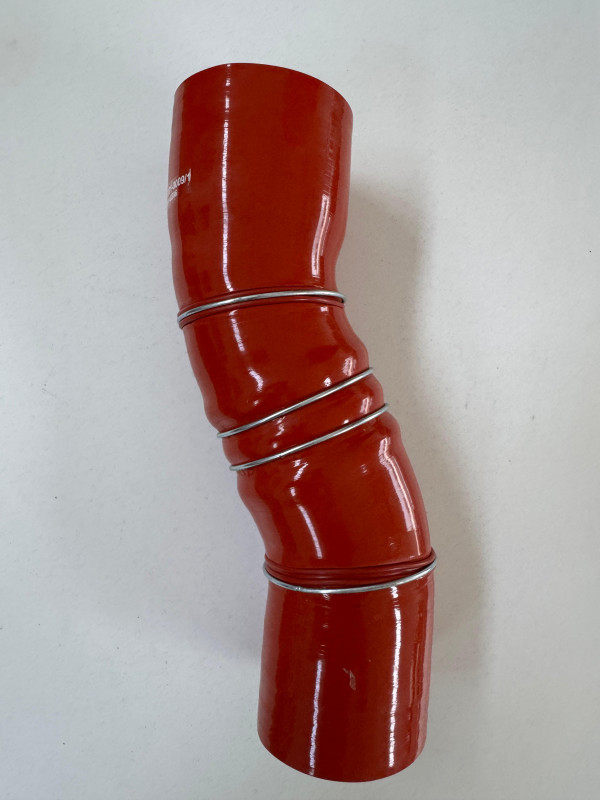 Патрубок интеркуллера впуск Howo T5G 712W963010009